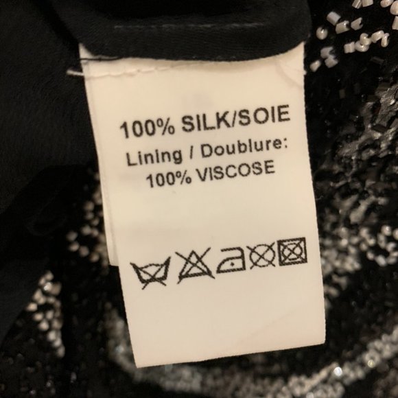 100% Silk & Glass beaded Gown - Picture 8 of 9